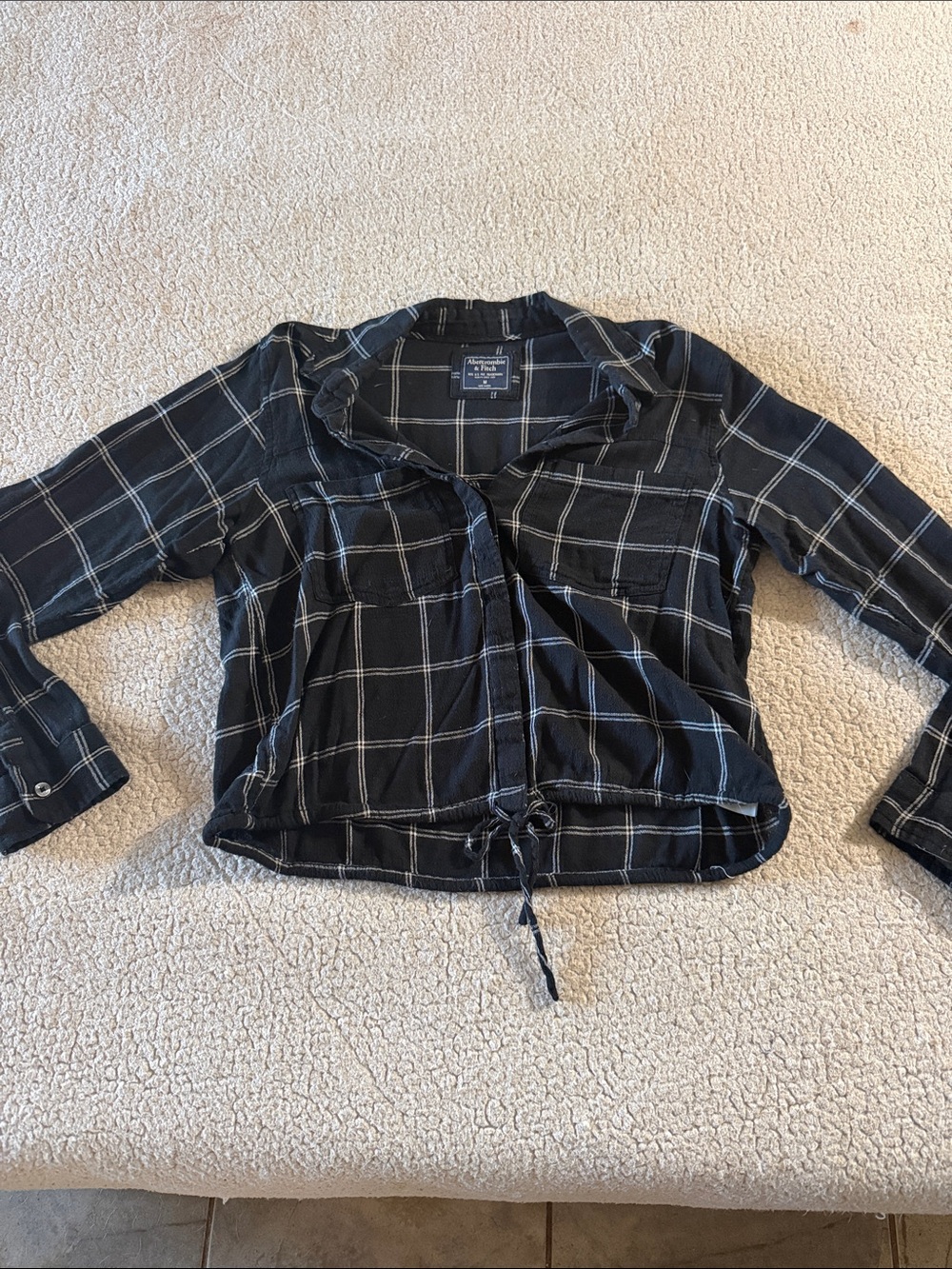 Abercrombie & Fitch Black Plaid Button-Front Drawstring Shirt Medium
